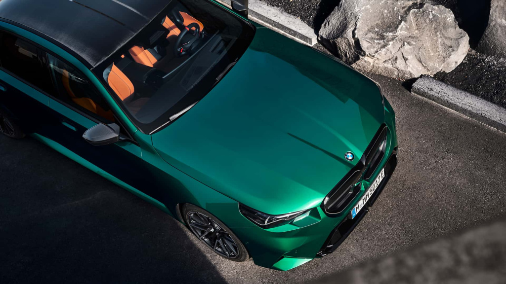 GALERIE FOTO | Noul BMW M5 are 717 cai putere și cântărește mai mult decât două Dacia Sandero