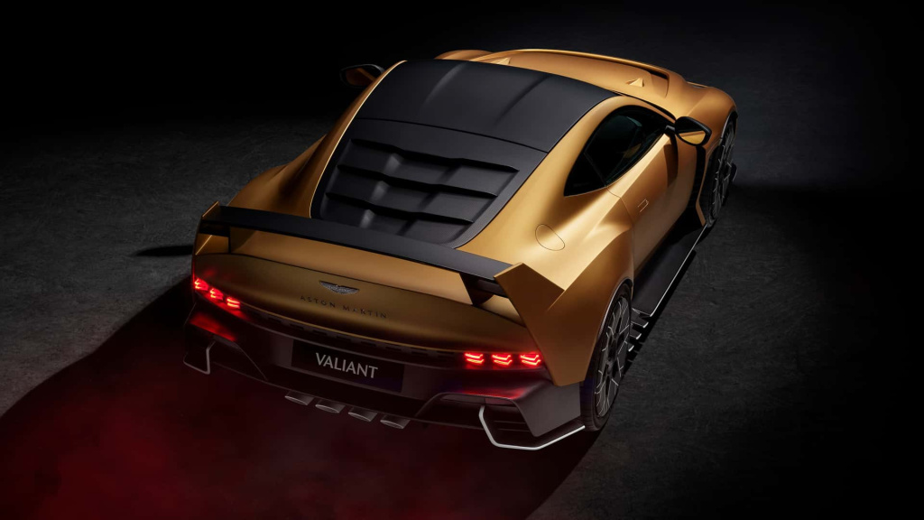 Aston Martin Valiant este un supercar retro de 735 cai putere, creat din dorința lui Fernando Alonso