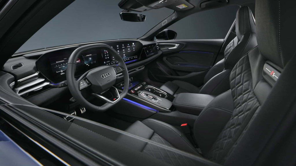 GALERIE FOTO | Audi abandonează A4, dar noua generație A5 îi ia locul la toate capitolele