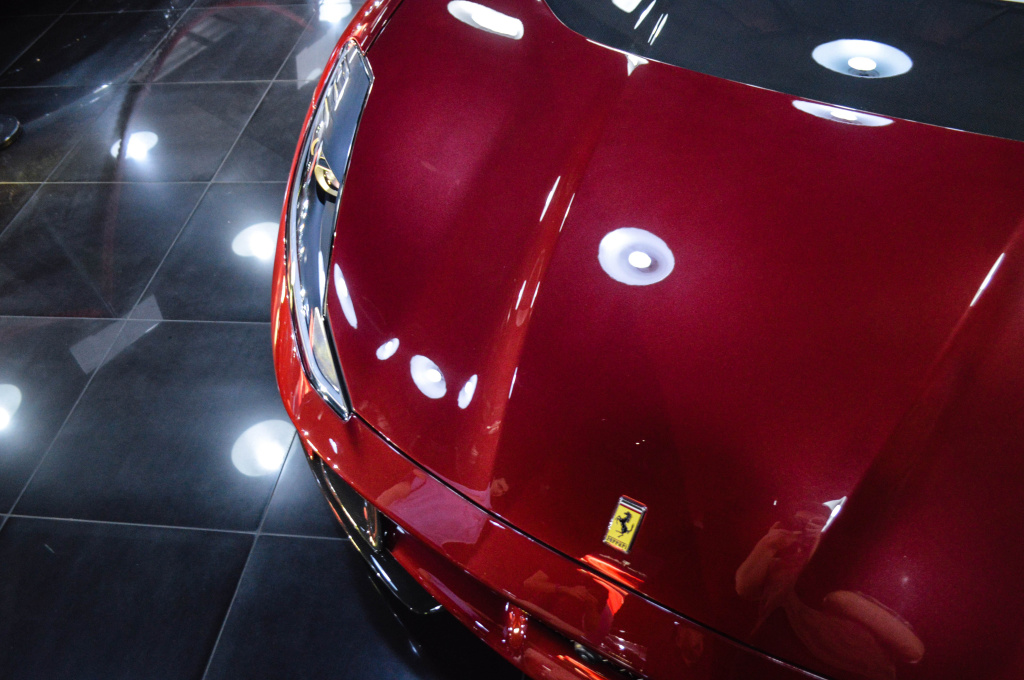 GALERIE FOTO | Țiriac și-a cumpărat un Ferrari de peste 700.000 de euro: Puteam să iau două